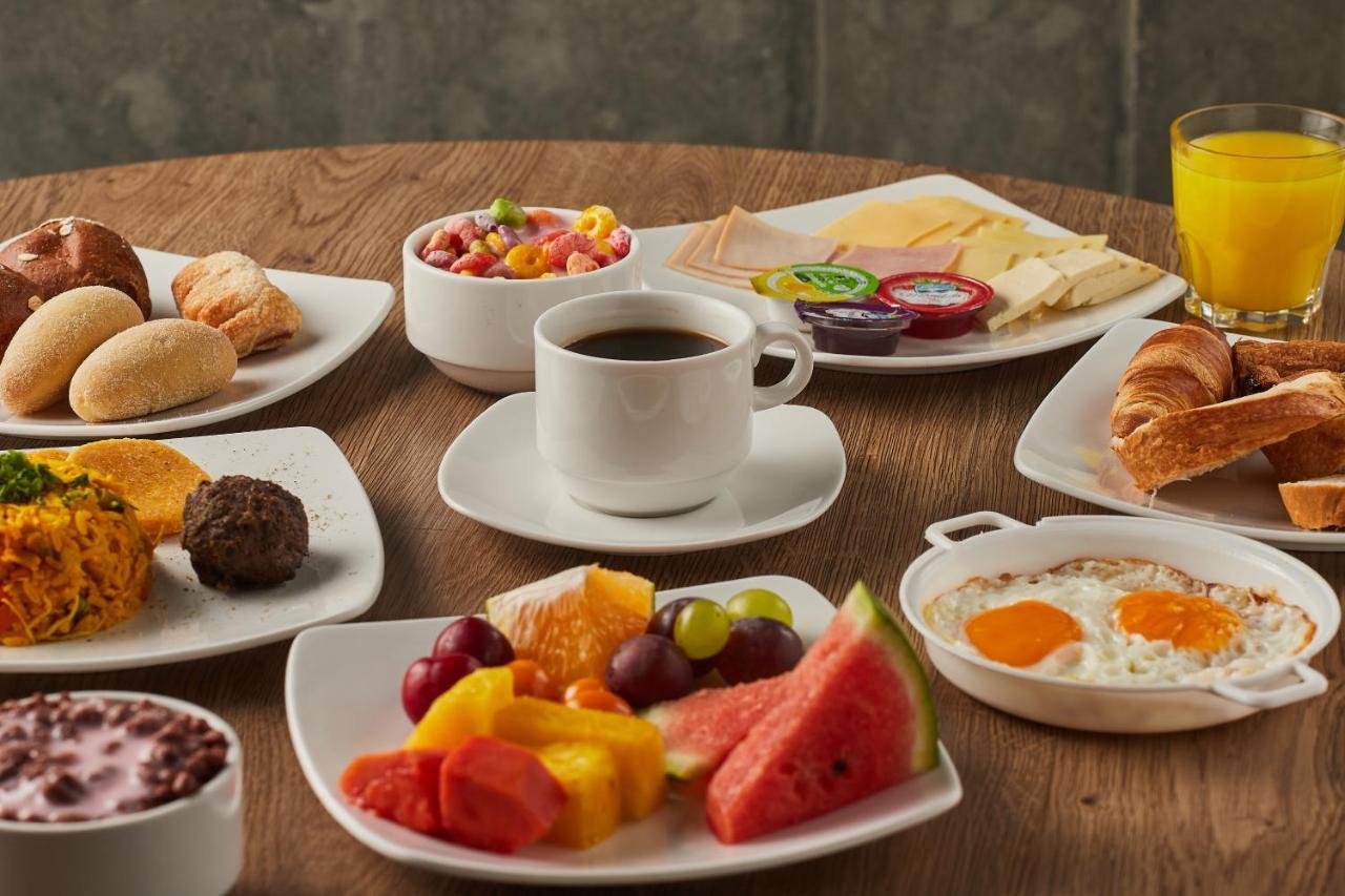 Hotel Ibis Cali Granada Eksteriør bilde