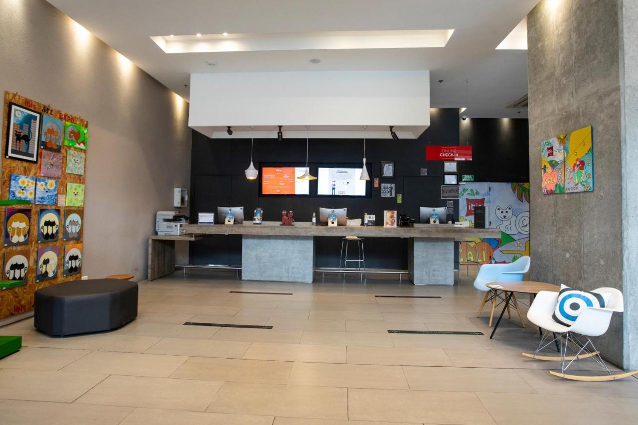 Hotel Ibis Cali Granada Eksteriør bilde