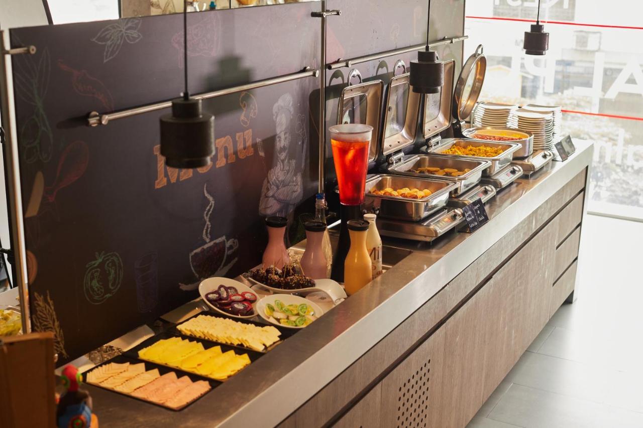 Hotel Ibis Cali Granada Eksteriør bilde