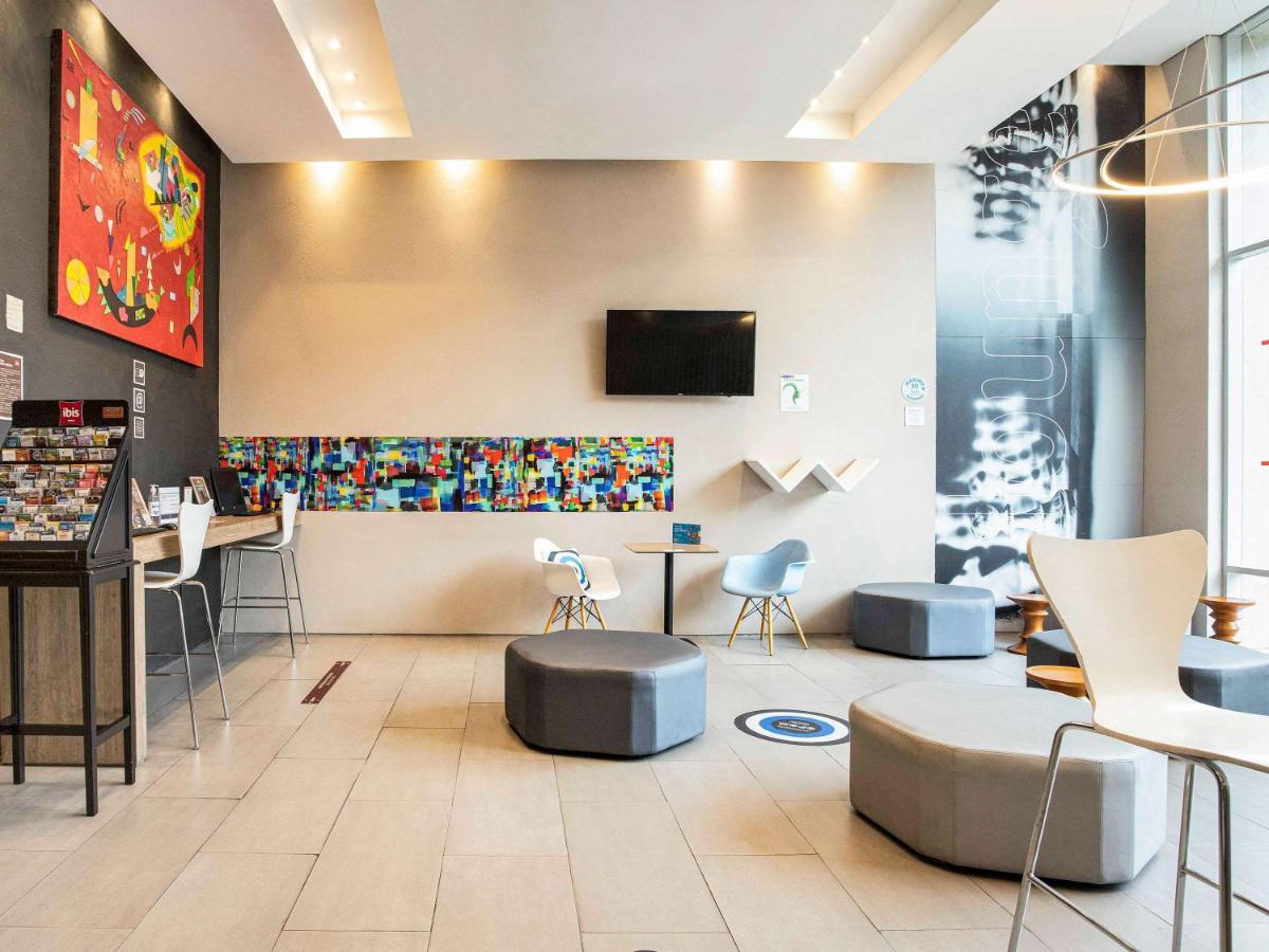 Hotel Ibis Cali Granada Eksteriør bilde