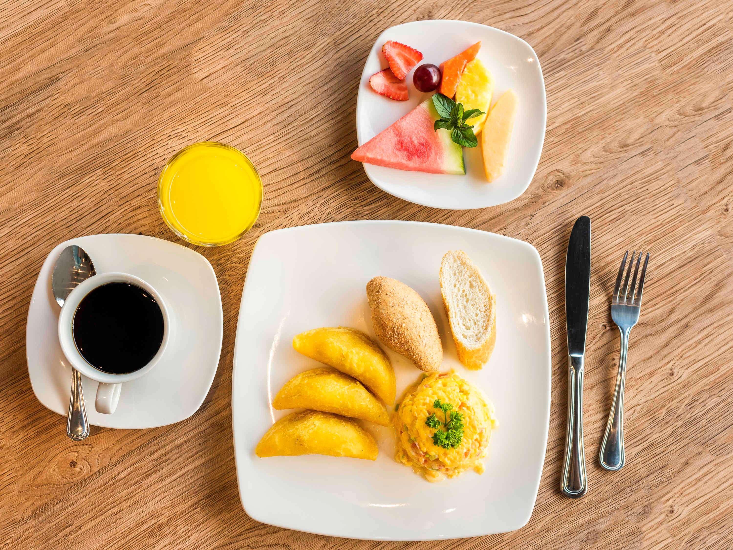 Hotel Ibis Cali Granada Eksteriør bilde
