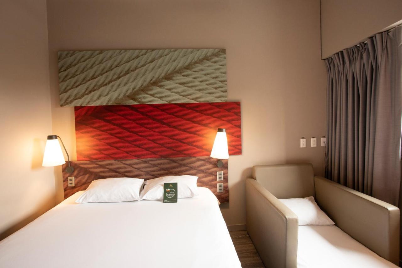 Hotel Ibis Cali Granada Eksteriør bilde