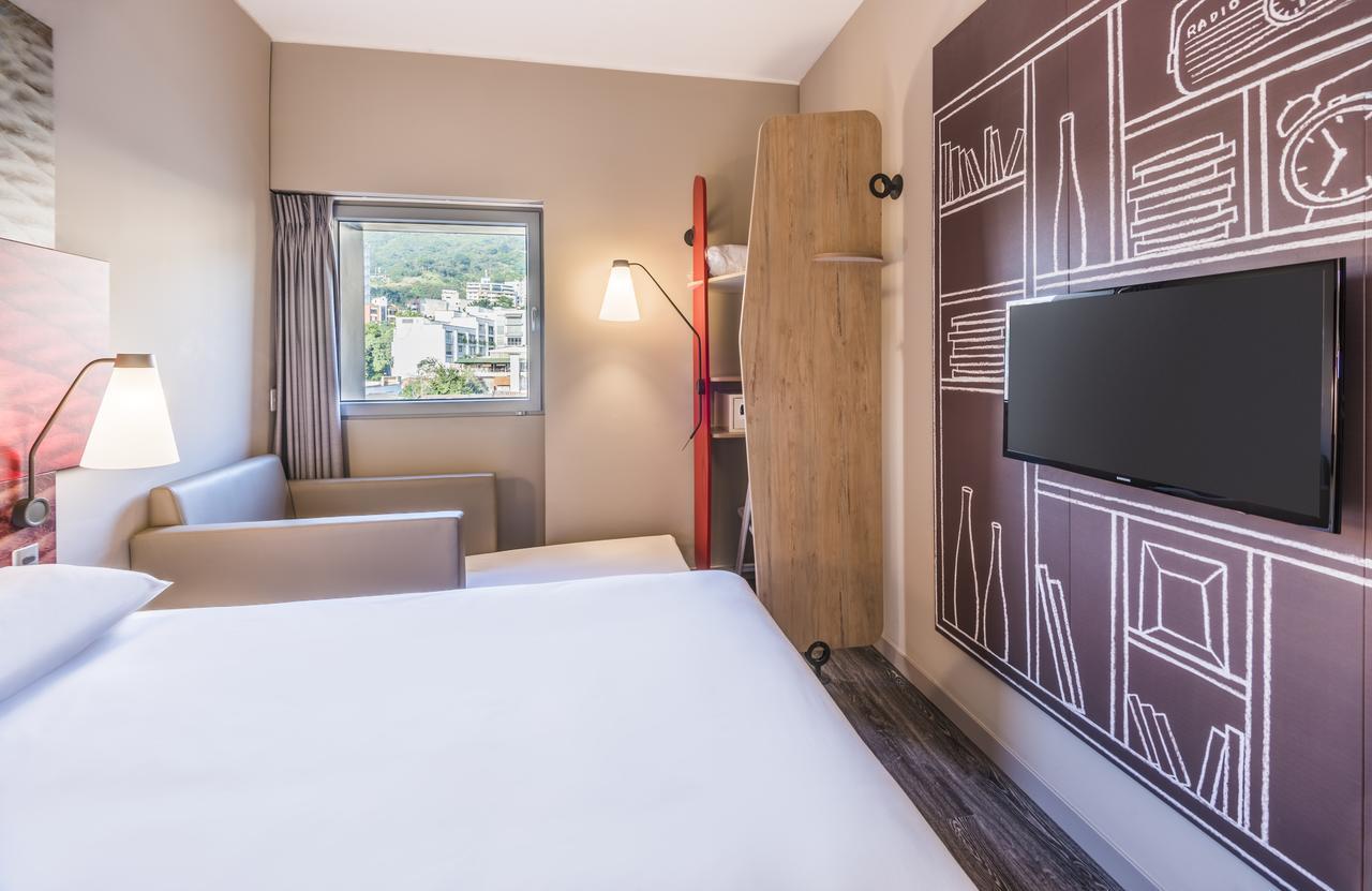 Hotel Ibis Cali Granada Eksteriør bilde